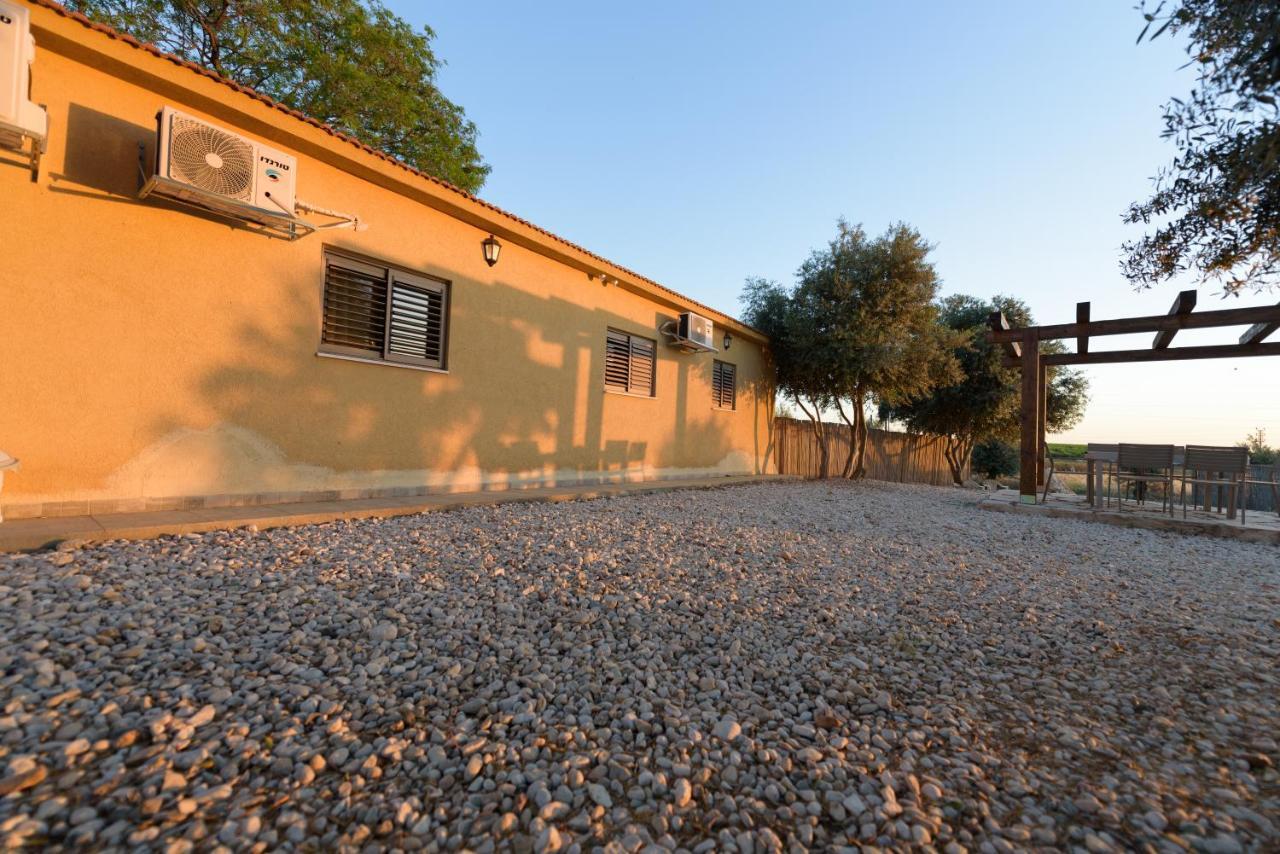 Hemdat Nefesh Eitan Exterior photo