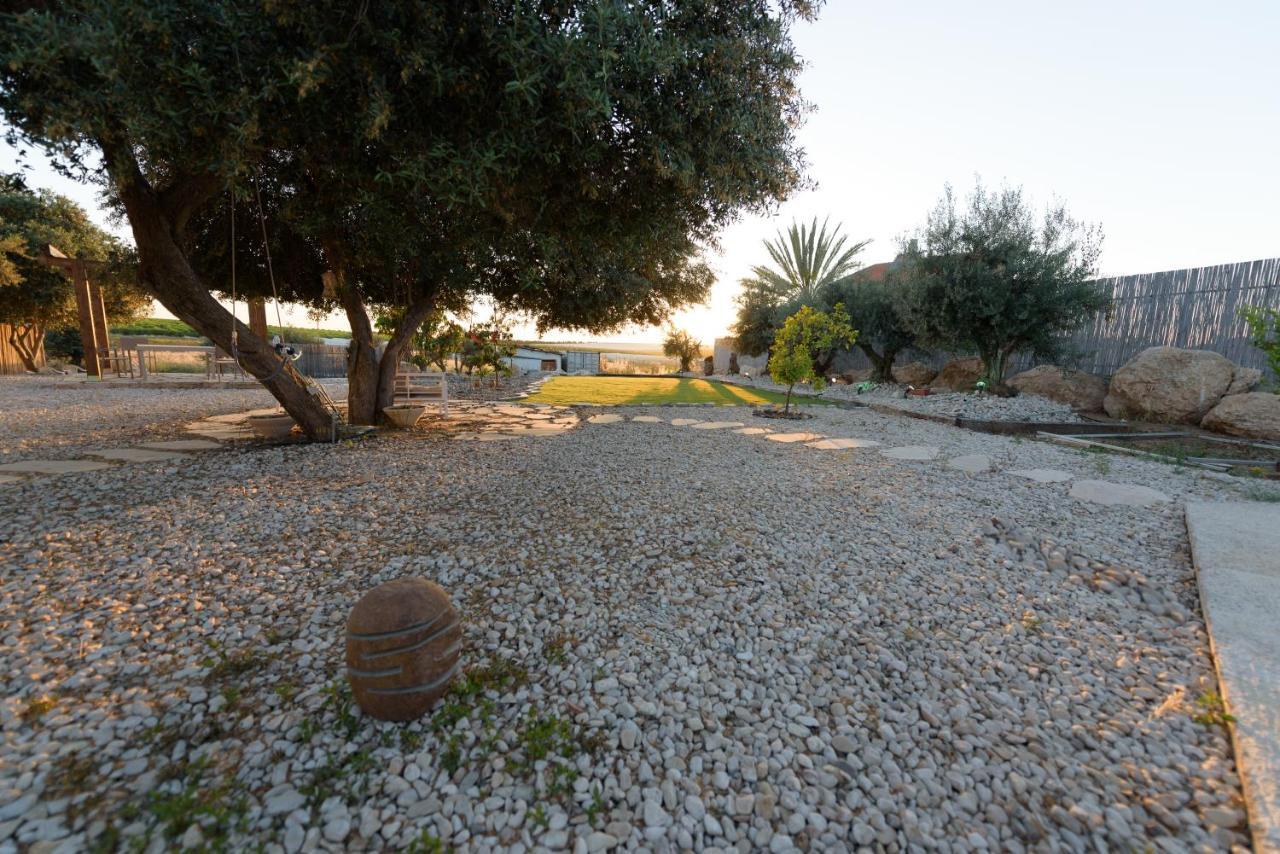 Hemdat Nefesh Eitan Exterior photo