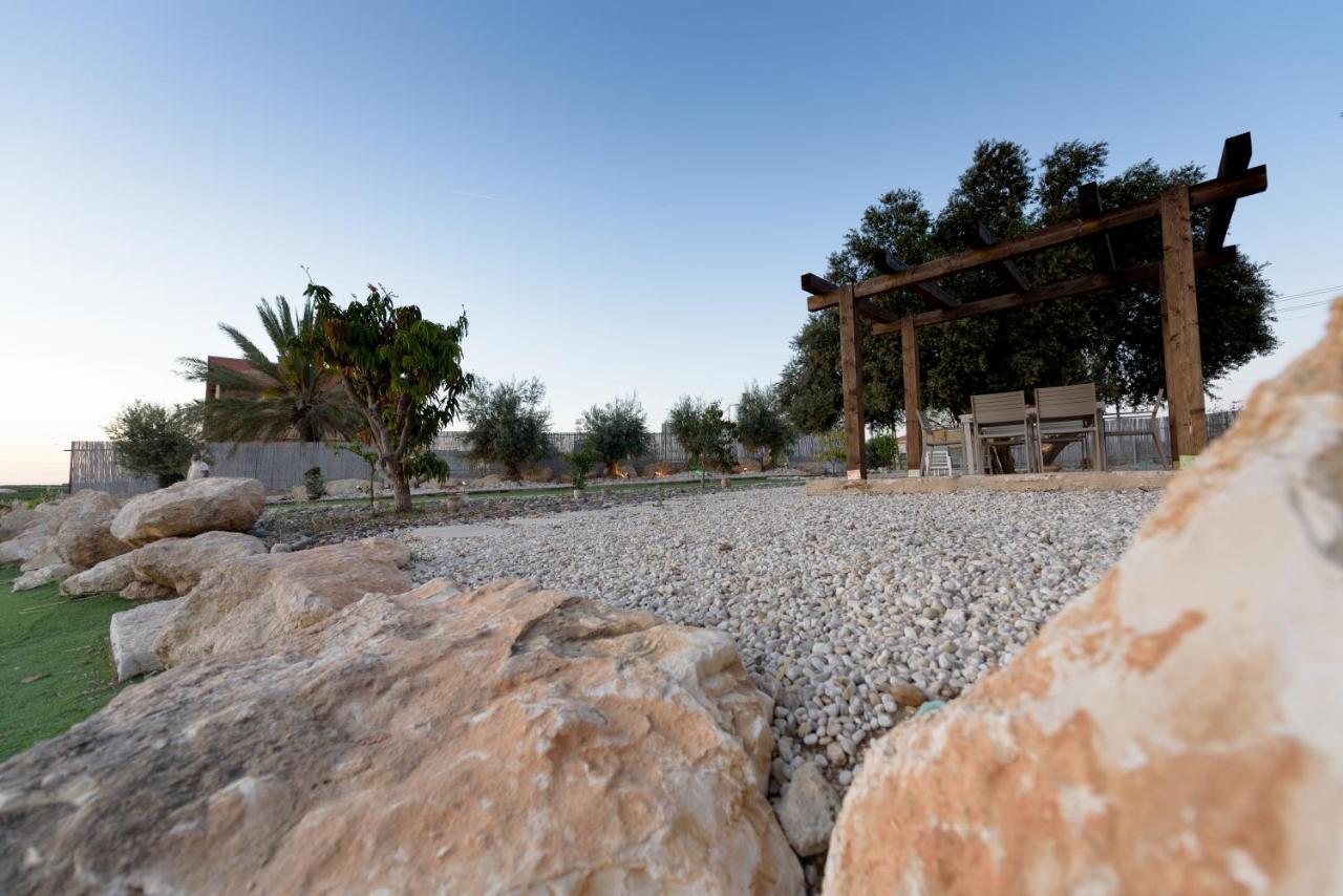 Hemdat Nefesh Eitan Exterior photo
